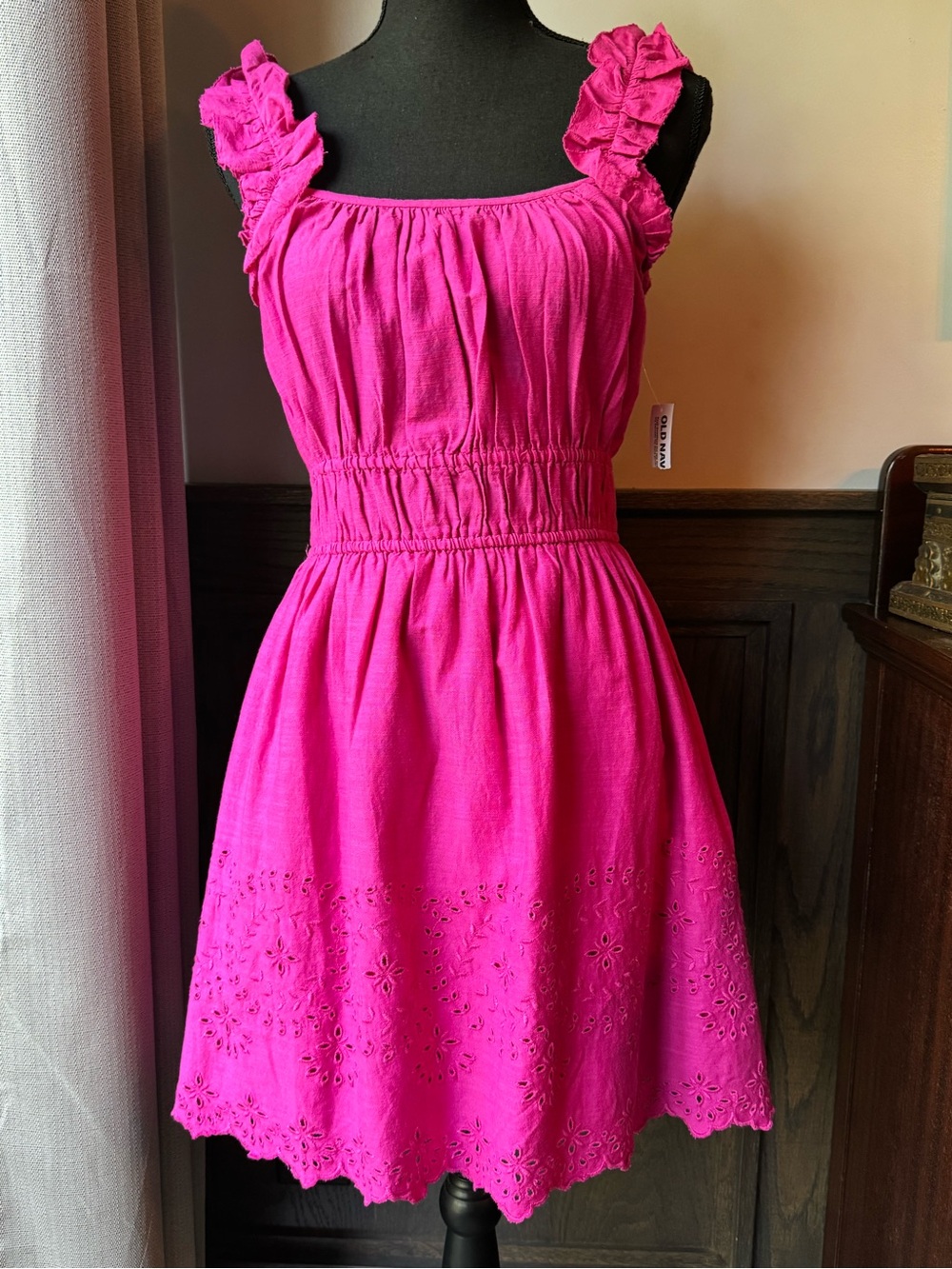 Old Navy Hot Pink Ruffled Strap Dress small NWT